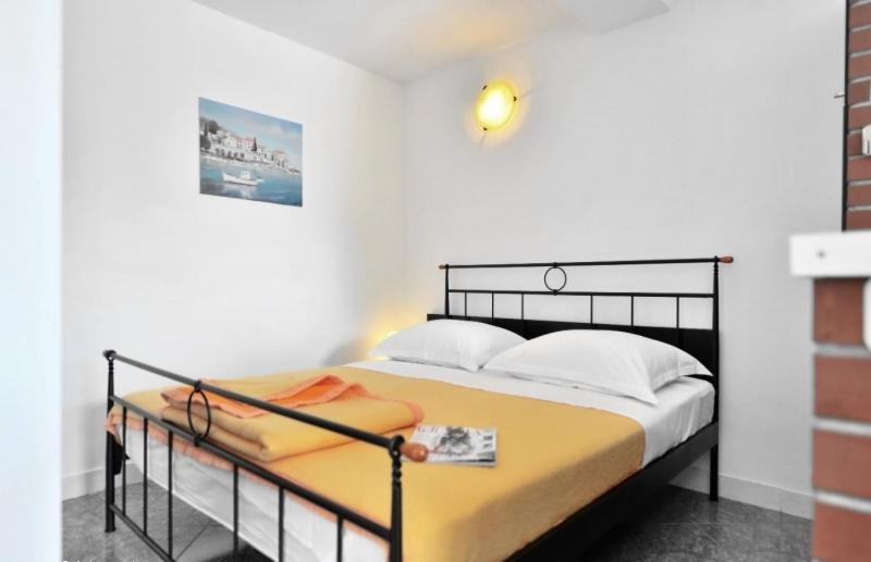 Studio Apartments 4 Two 波尔 外观 照片
